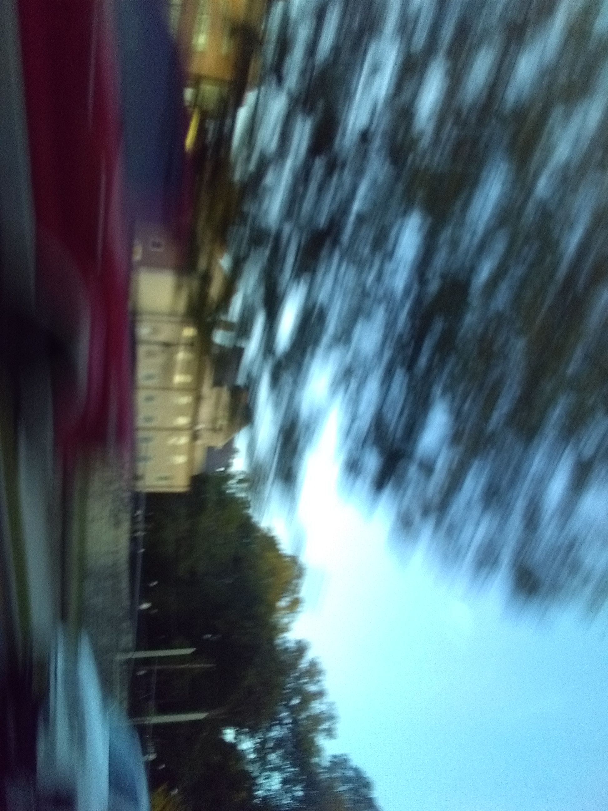 045